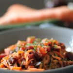 Zucchini-Möhren-Spaghetthi Joghurtsauce vegan vegetarisch Rezept