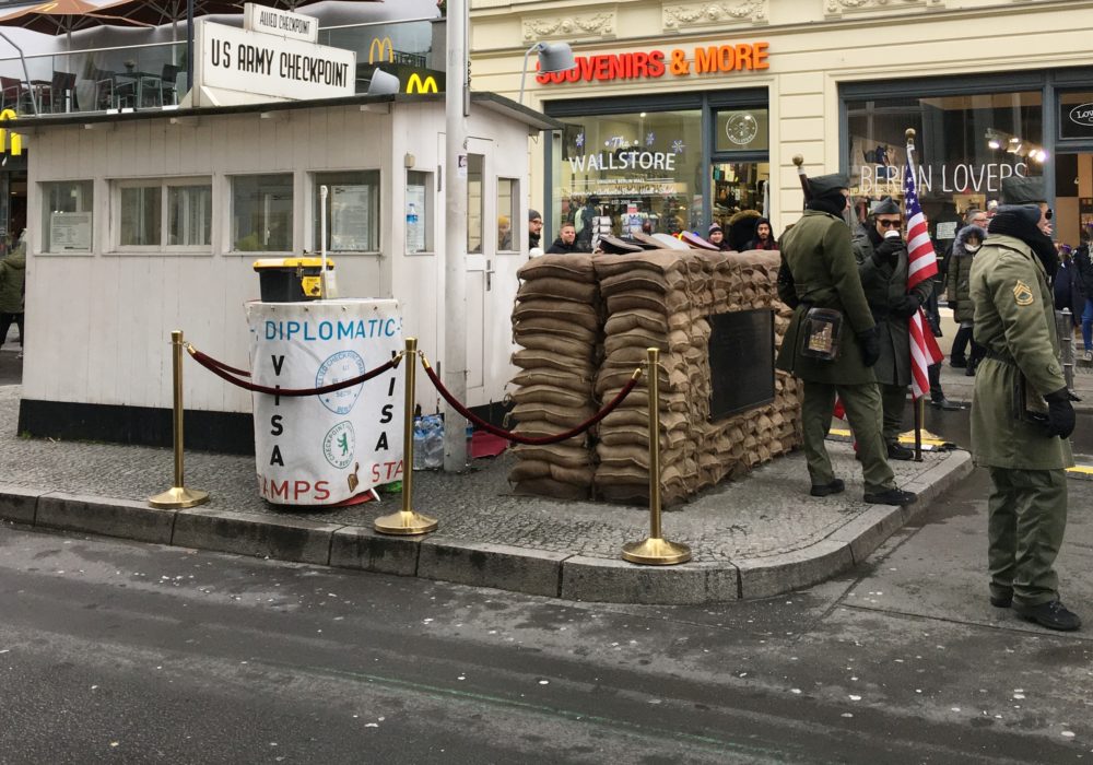 Checkpoint Charlie Berlin 