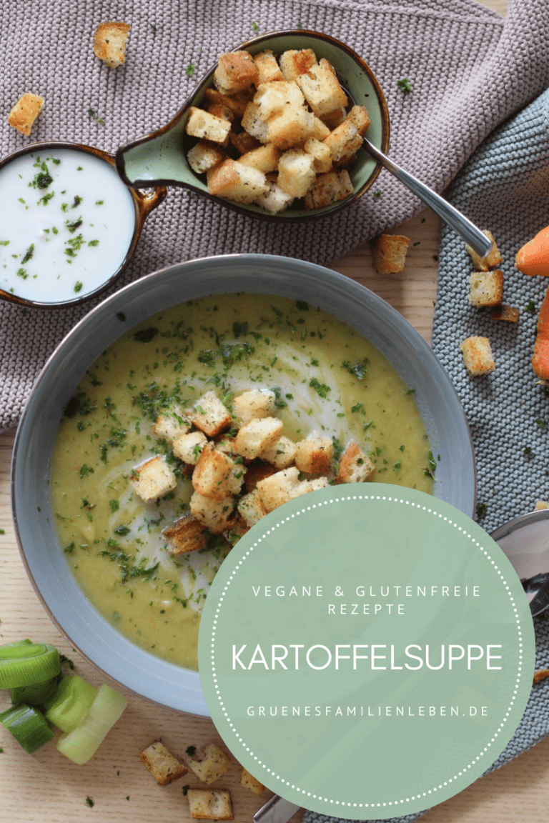 vegane Kartoffelsuppe mit Suppengemüse und Croutons (glutenfrei ...