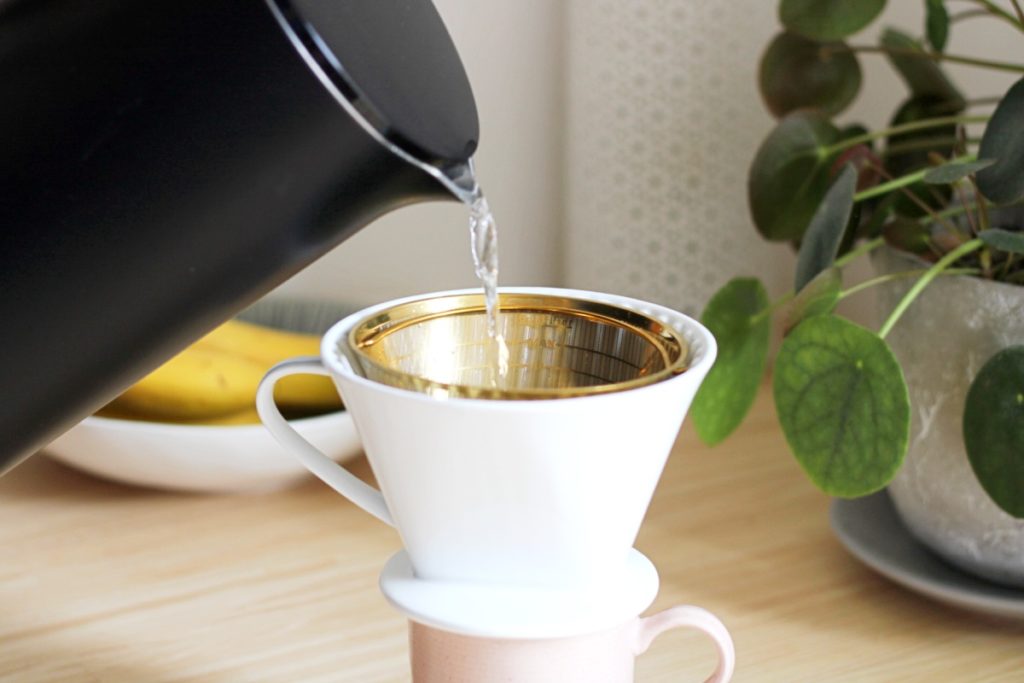 Kaffee nachhaltig zubereiten mit Keramikfilter und Goldfilter Erfahrung